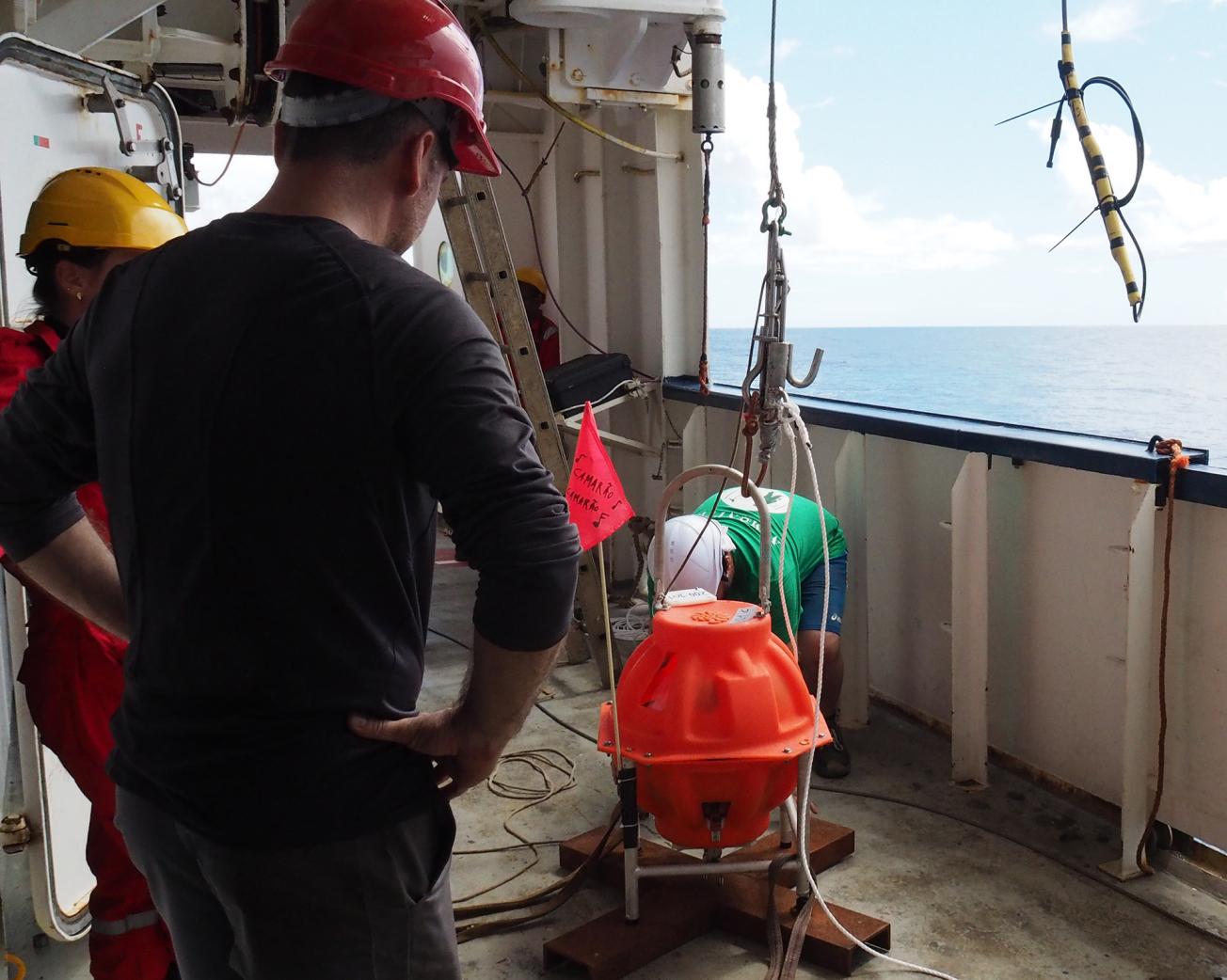 MAYOBS2 oceanographic campaign in Mayotte to study the new underwater volcano discovered in May 2019 