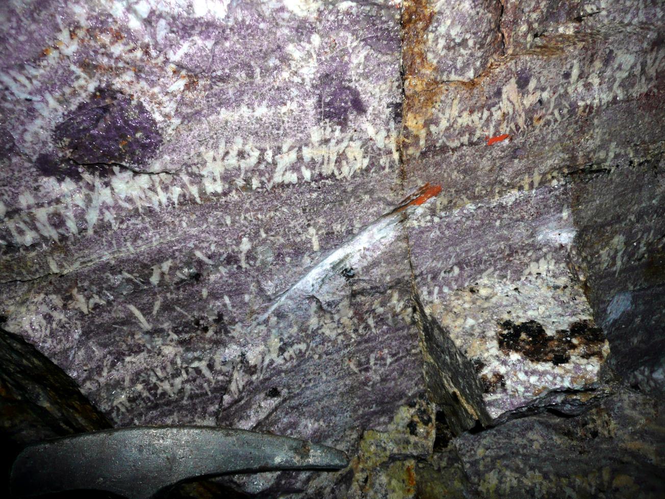 Exemple de roche riche en lithium 