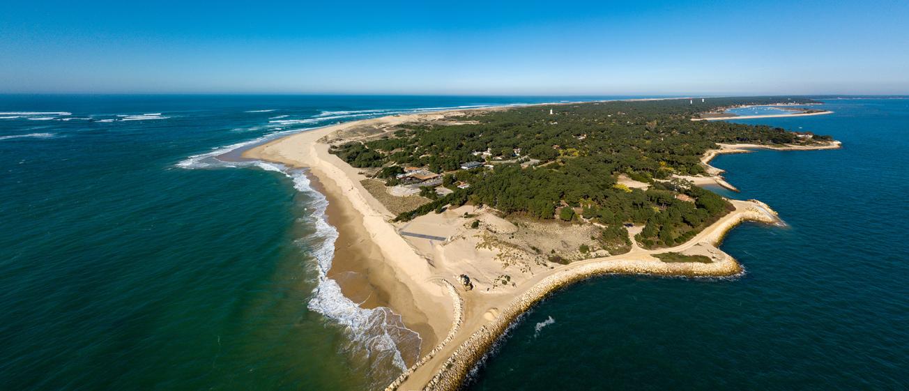 Aerial photograph of the Pointe du Cap-Ferret on Arcachon Bay.