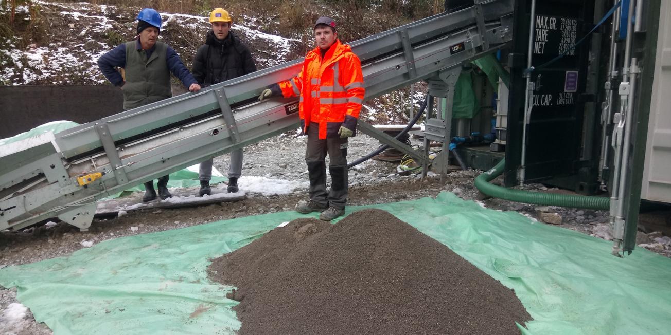 Antimony ore from the Zajaca deposit (Serbia) ground to 5 mm.