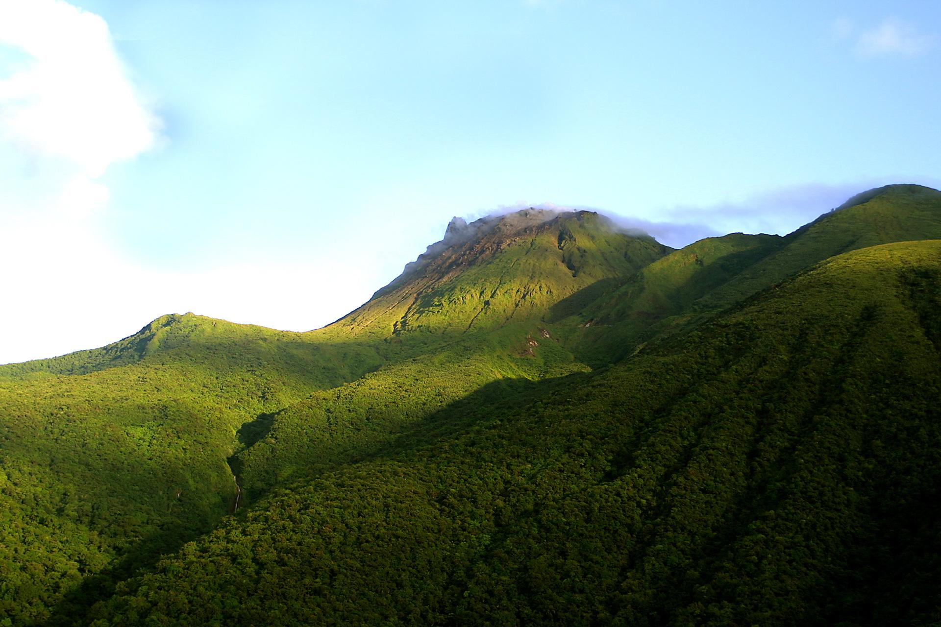 Volcan de la Soufrière en Guadeloupe 
