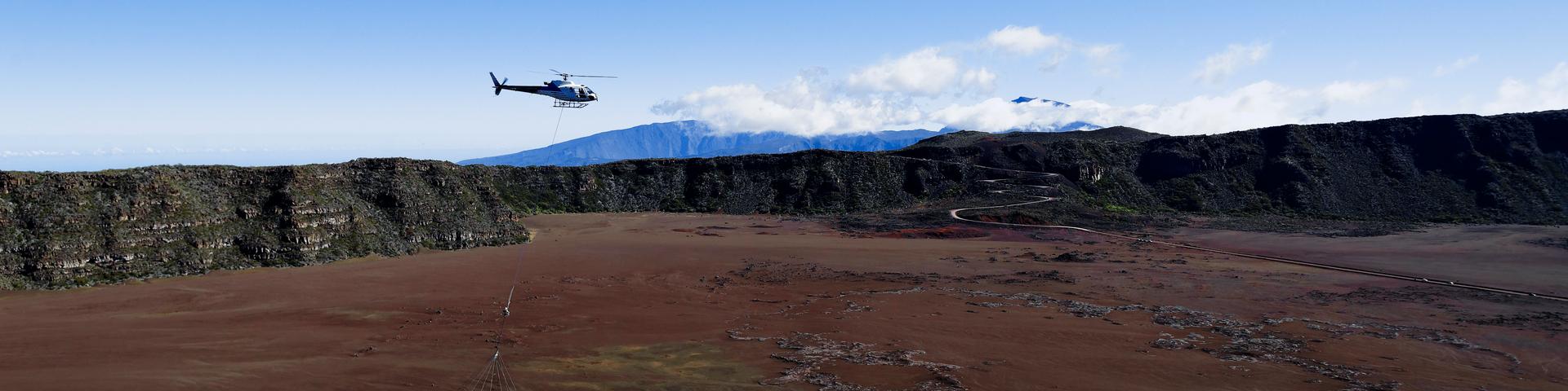 Campagne ReunEM de géophysique héliportée, Réunion
