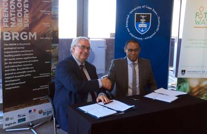 Signature de l’accord entre le BRGM et l’Université du Cap 
