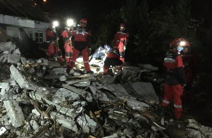 Rescue and rubble-clearing exercise in the commune of Séméac on an industrial wasteland (Hautes-Pyrénées, 2021).