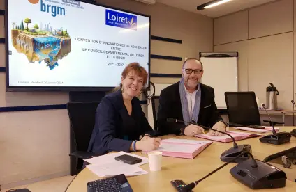 Vendredi 26 janvier 2024, Catherine Lagneau, PDG du BRGM, et Marc Gaudet, président du Département du Loiret, ont signé un accord scientifique visant à renforcer la recherche sur la gestion du sous-sol et des ressources naturelles du Loiret.