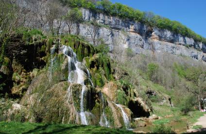 The Dard waterfall, Jura