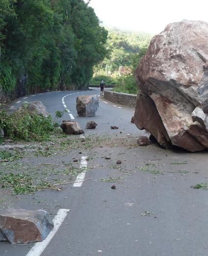 L'effondrement d’un bloc, La Réunion