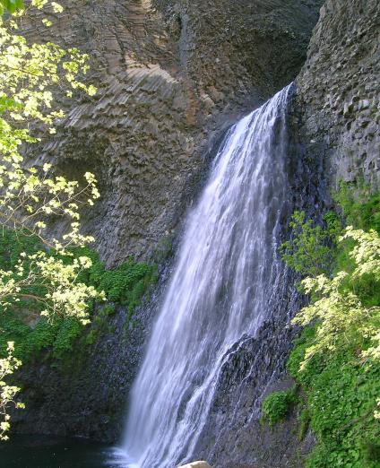 Vue de la cascade de Ray-Pic, Ardèche