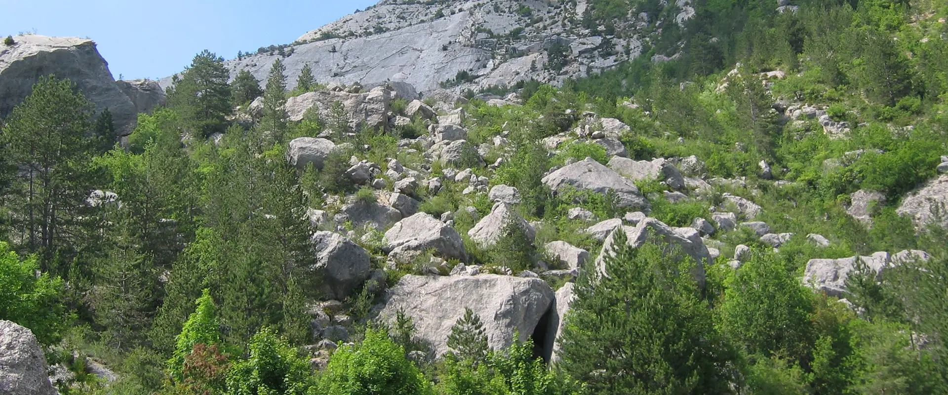 Large Holocene landslide, Drôme