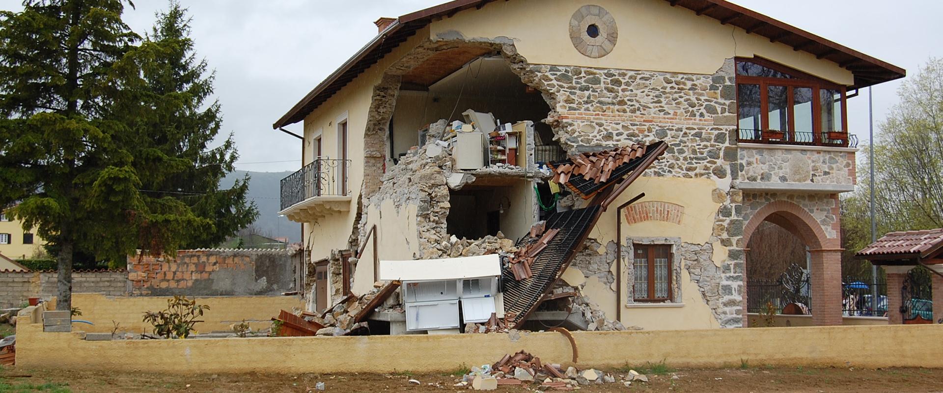 Exemple de dégâts - séisme de l'Aquila, Italie