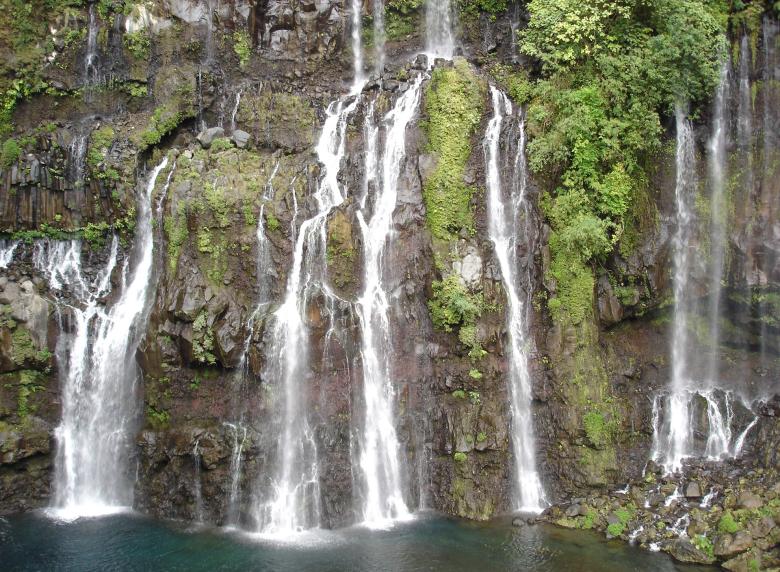 The Grand-Galet waterfall in La Réunion 