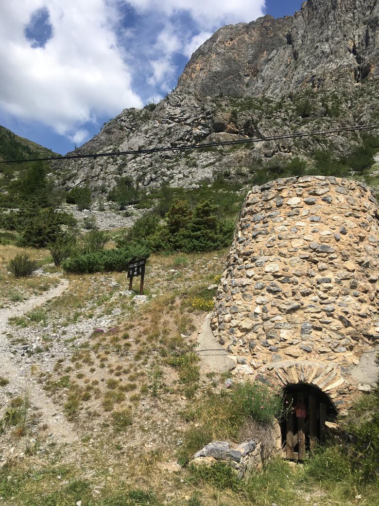 Example of cultural heritage on the French pilot site of the CHEERS project (Ubaye Valley): a lime kiln.