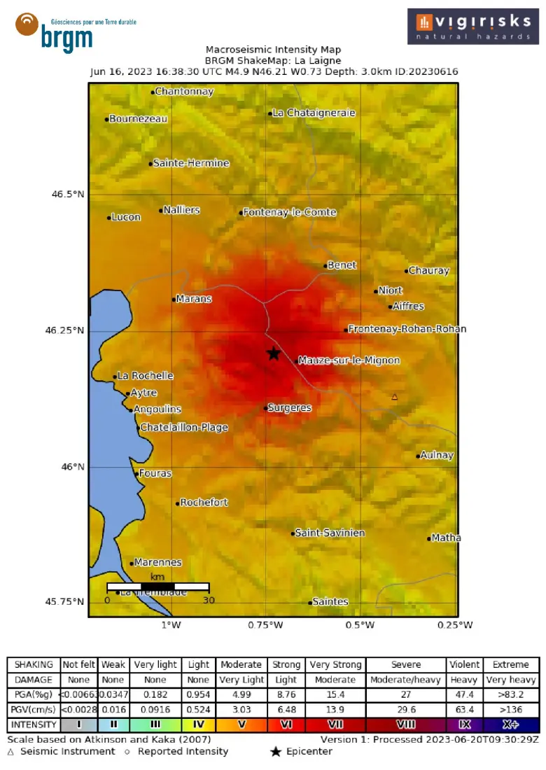 Carte des intensités EMS98 générées par Shakemap en utilisant les paramètres du séisme du BCSF-Rénass et les données des 2 stations sismologiques Résif CHIF et UNIO.