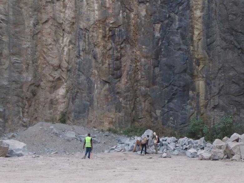 Sampling in a quarry in Central Africa as part of a project to assess the national potential for industrial minerals and construction materials (Central Africa, 2021).
